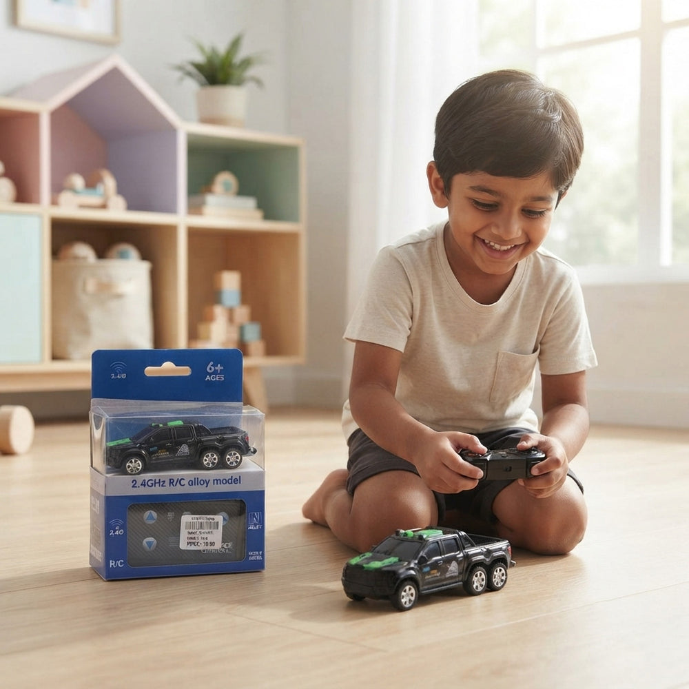SMALL R/C TRUCK